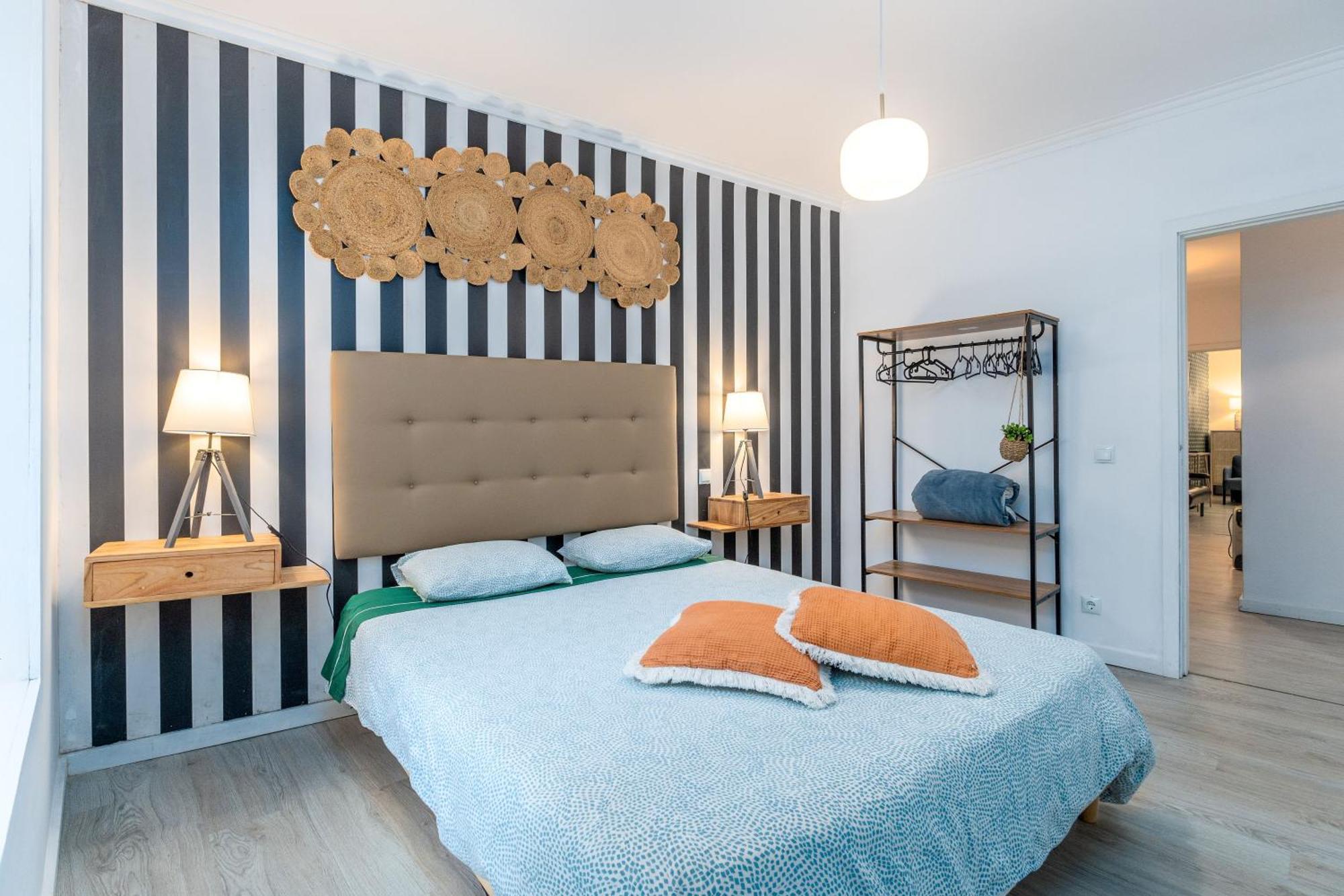 Апартаменти Renov Nov24 Clerigos Premium With Self Check In Порту Екстер'єр фото